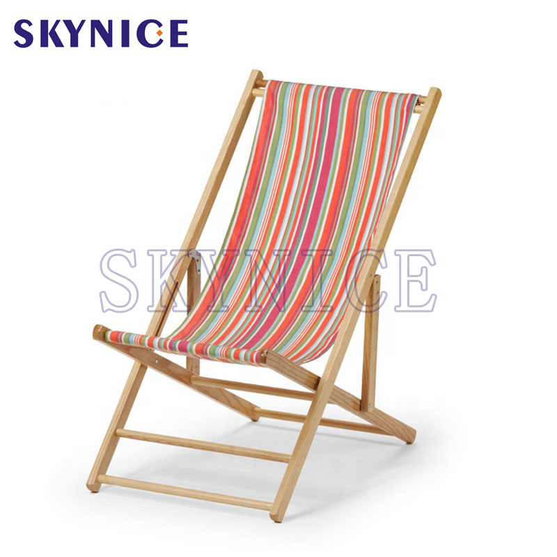 햇빛 해변 나무 의자